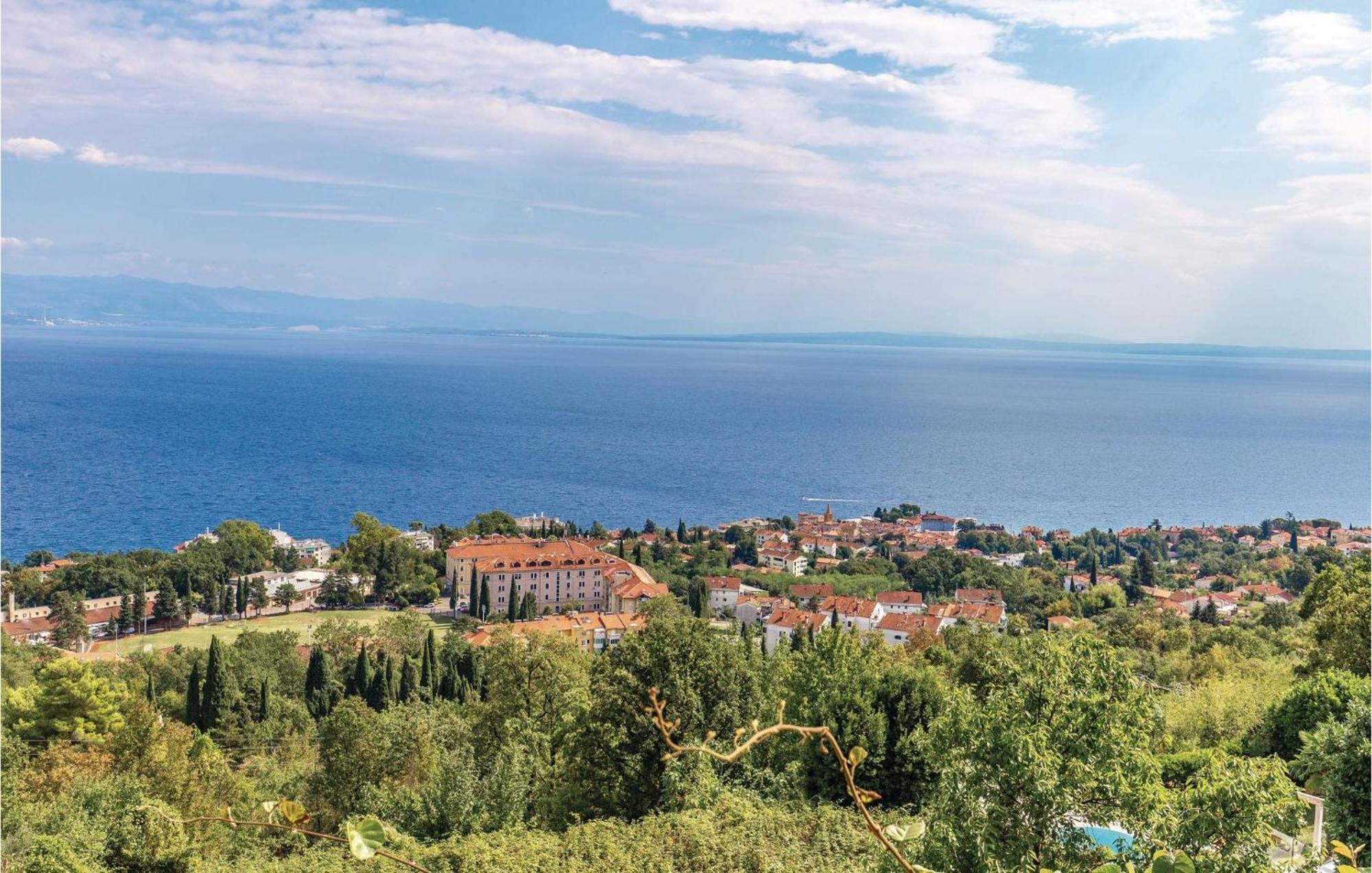 Nice Apartment In Lovran With Kitchen Dış mekan fotoğraf