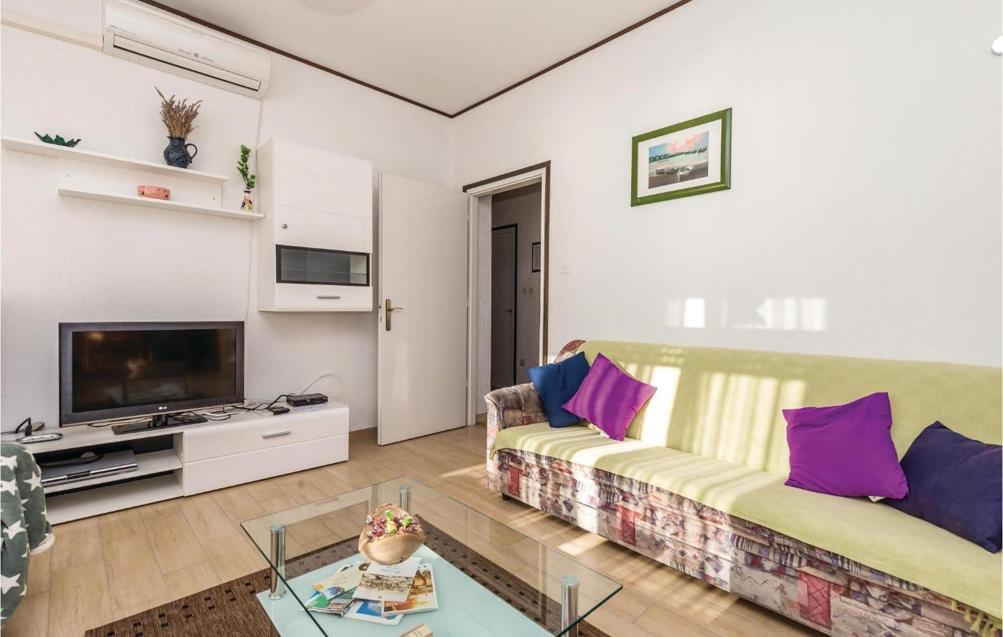 Nice Apartment In Lovran With Kitchen Dış mekan fotoğraf