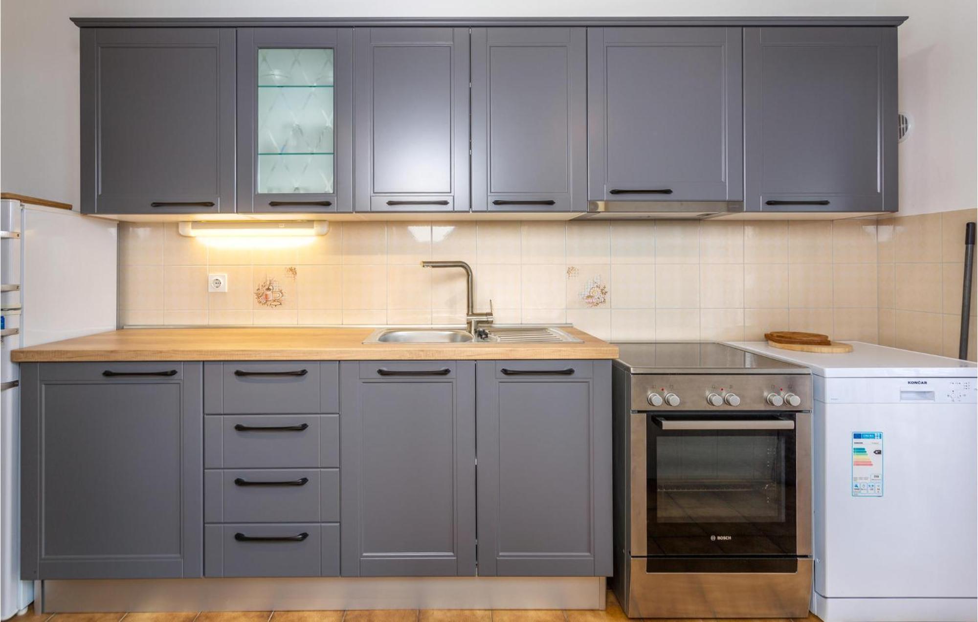 Nice Apartment In Lovran With Kitchen Dış mekan fotoğraf