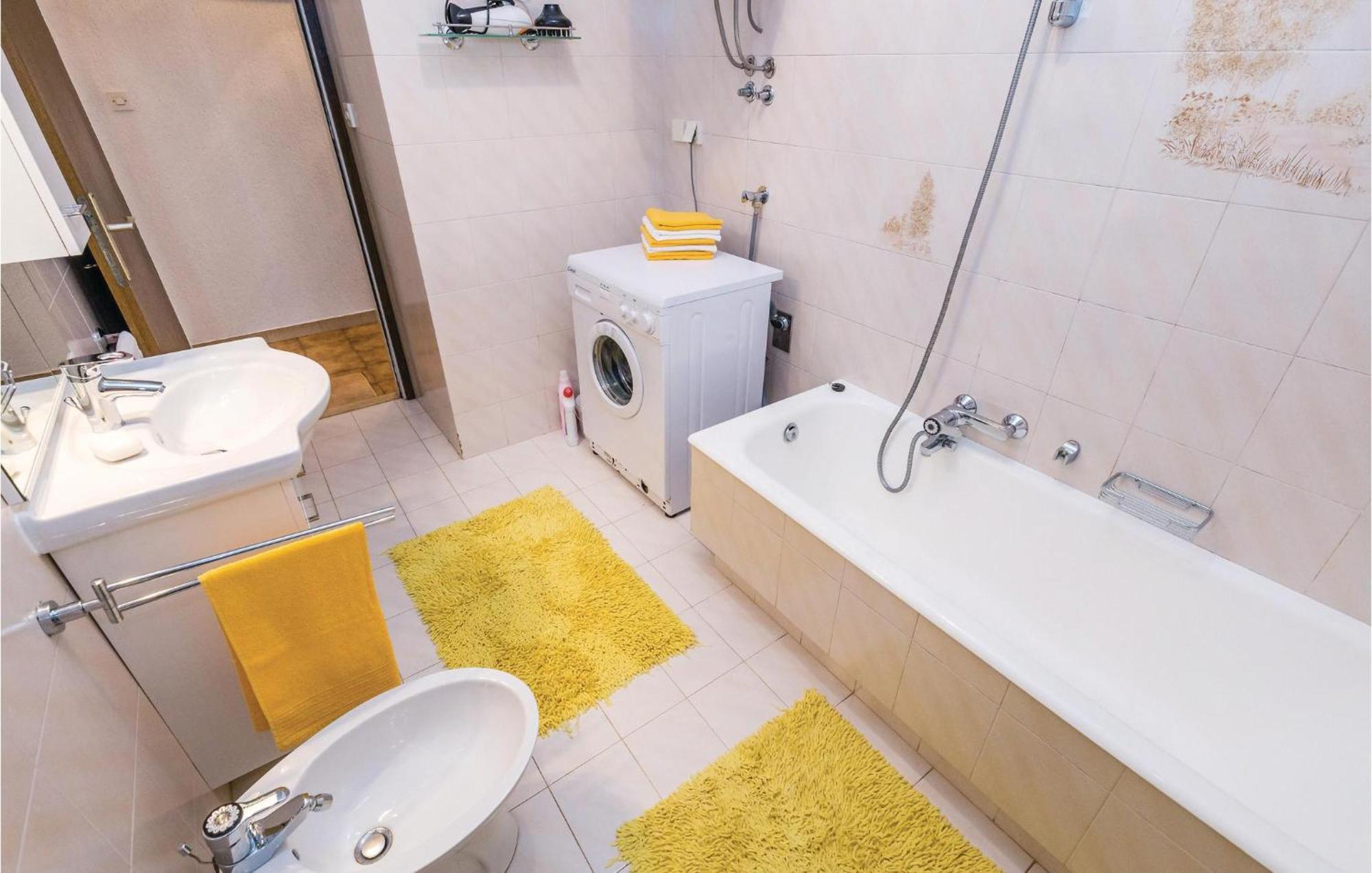 Nice Apartment In Lovran With Kitchen Dış mekan fotoğraf